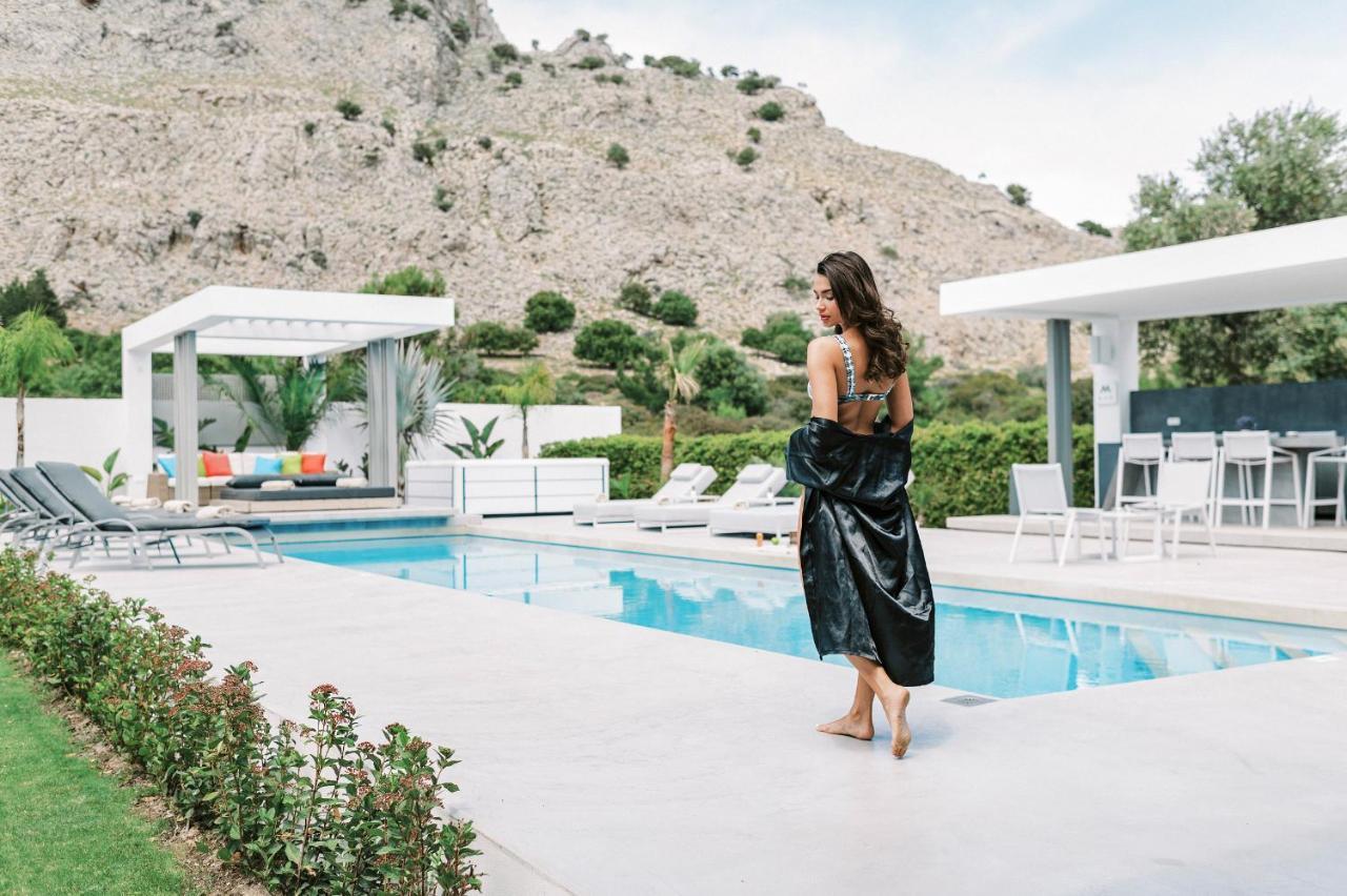 M Mansion * Pefki