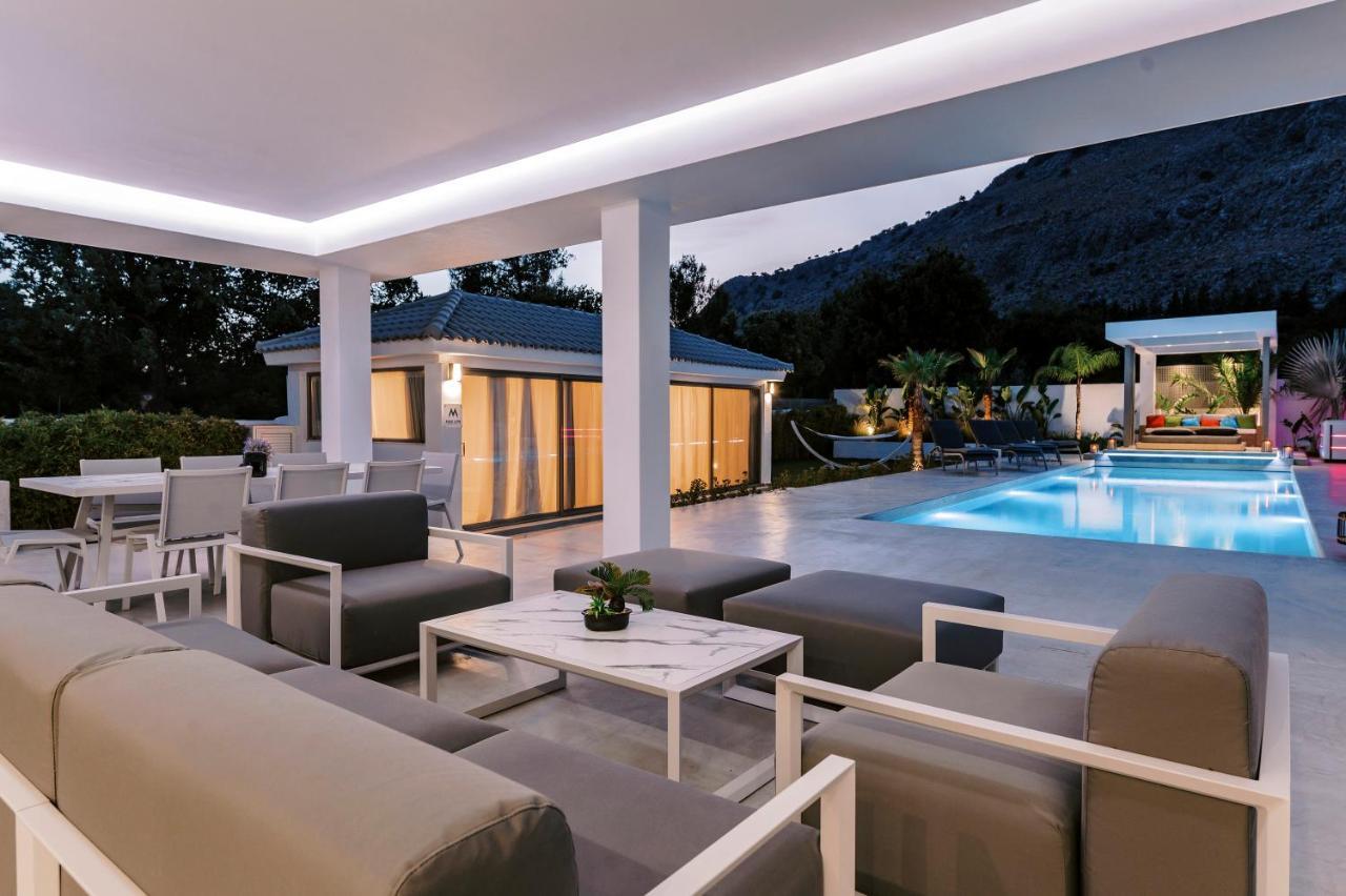 M Mansion Pefki